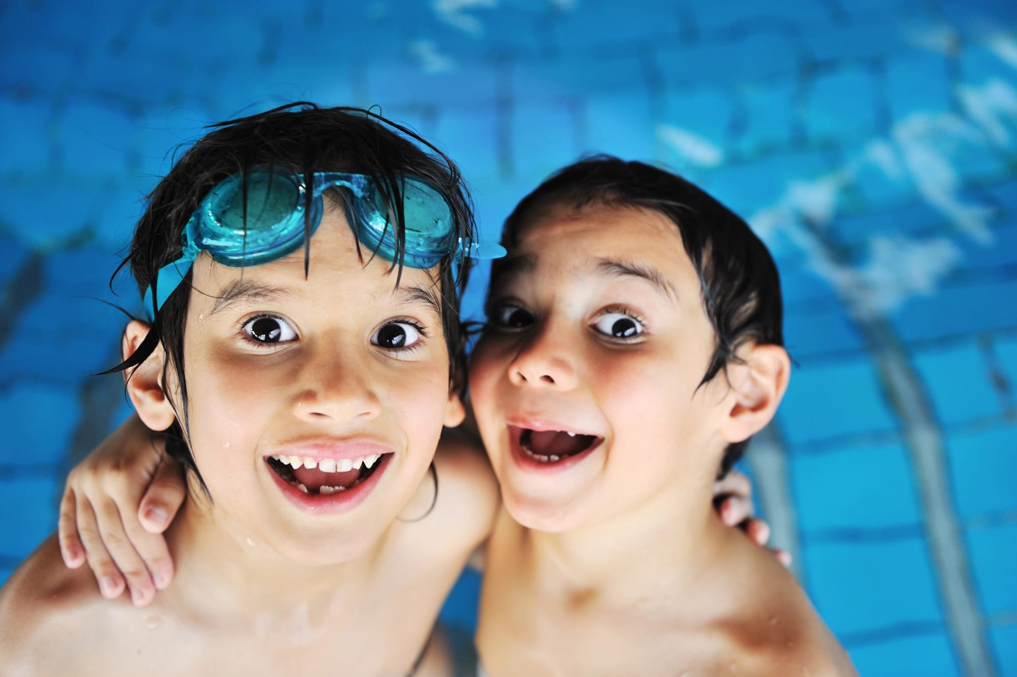 Aktivitäten im Indoor Pool